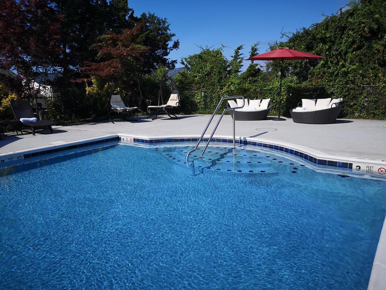Bay Watch Hotel And Marina Hampton Bays Exterior photo